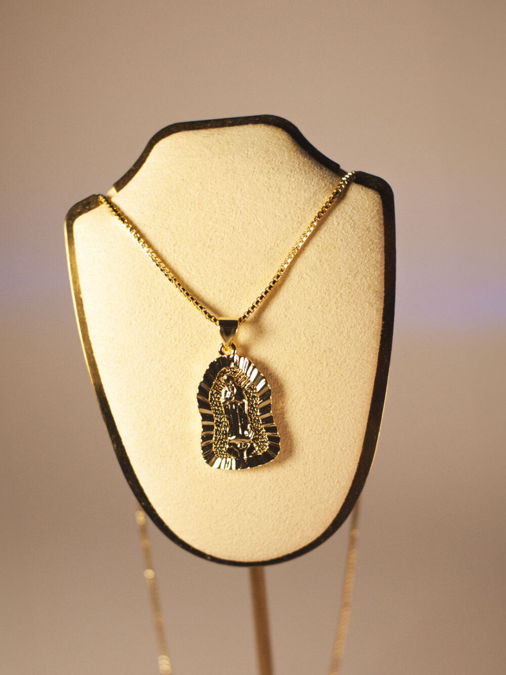 Collar Virgen Destellos