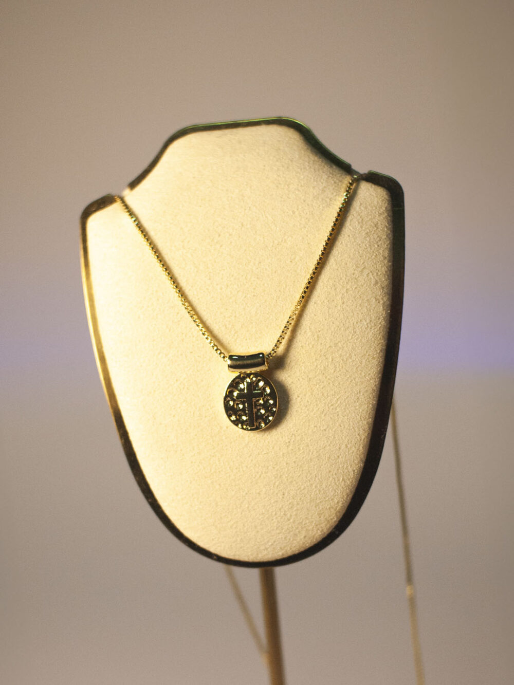 Collar Cruz Circular